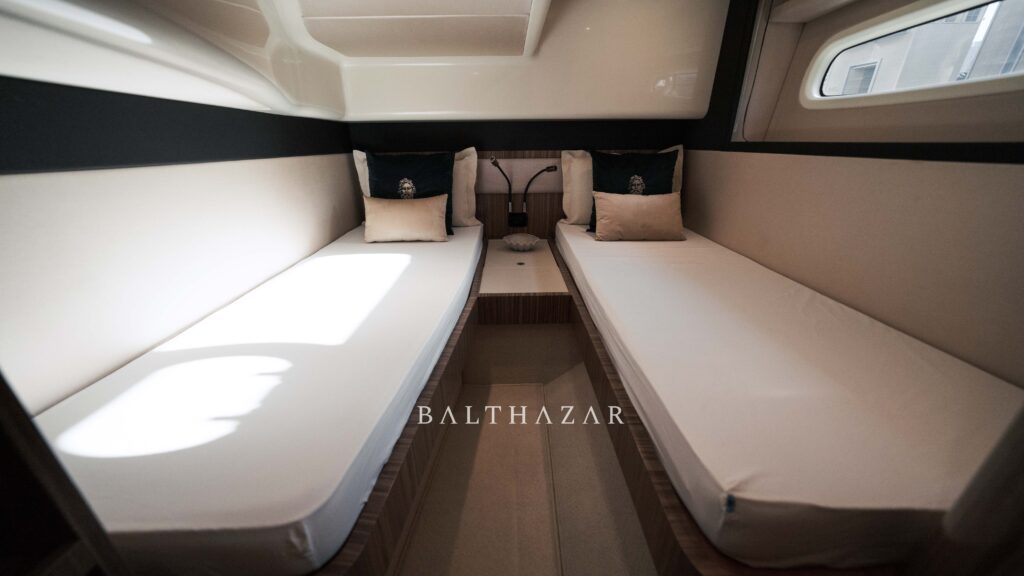 Azimut-43-22
