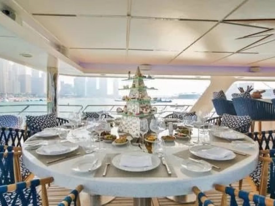 balthazar-yachting-yacht-charter-finesse-150ft00002