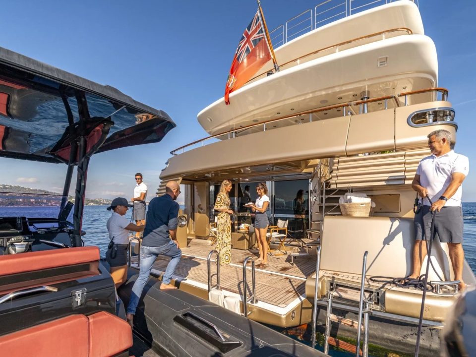 yacht-crn-142ft-updated27