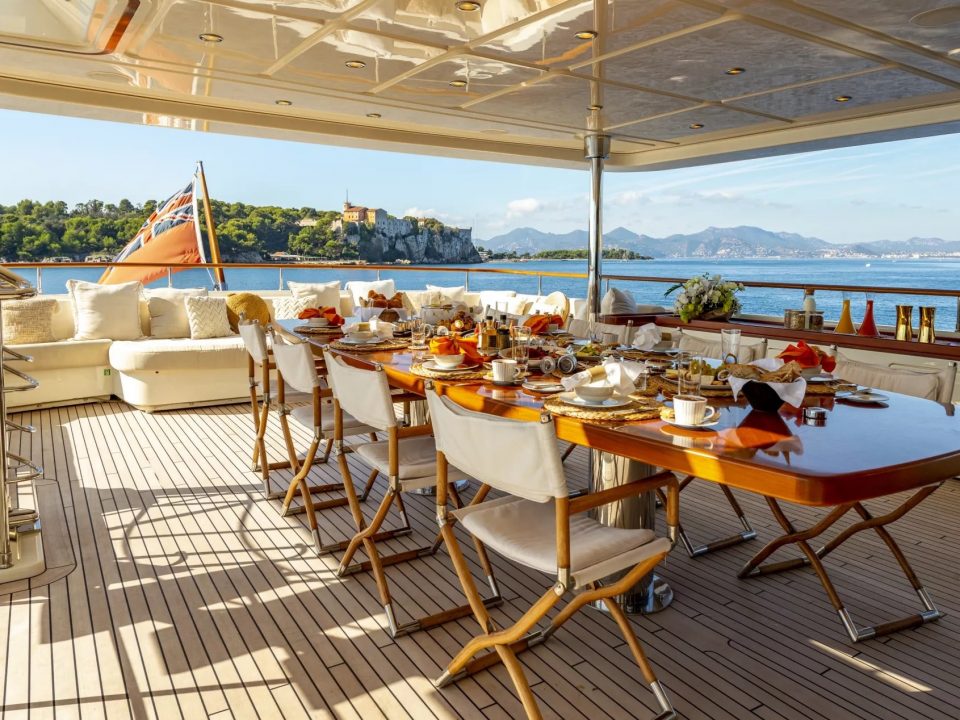 yacht-crn-142ft-updated38