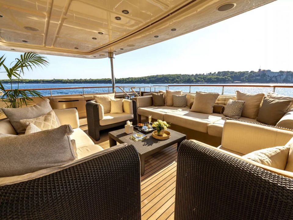 yacht-crn-142ft-updated7