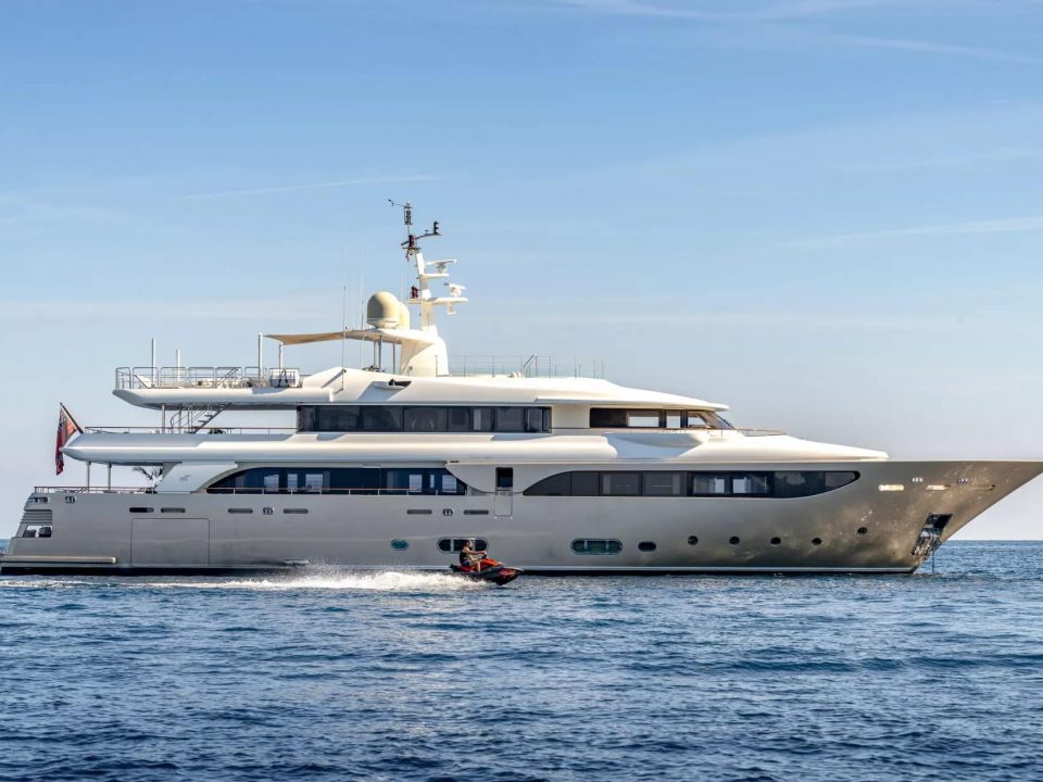 yacht-crn-142ft-updated8