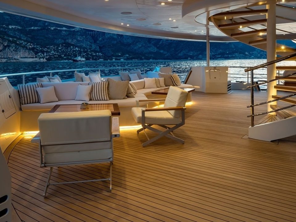 yacht-yacht-charter-serenity-236ft15