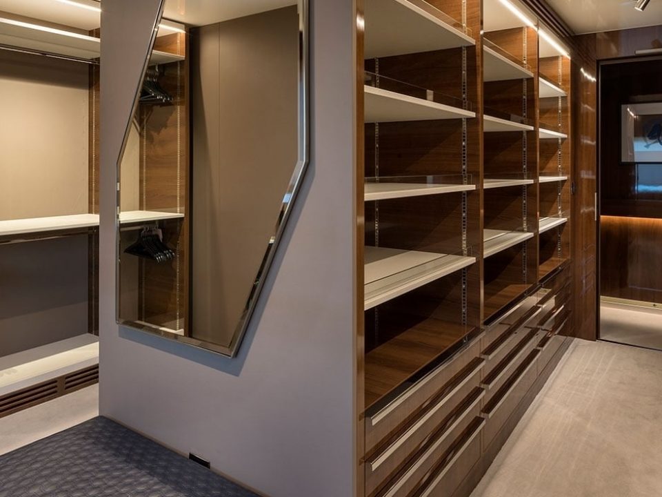 yacht-yacht-charter-serenity-236ft39